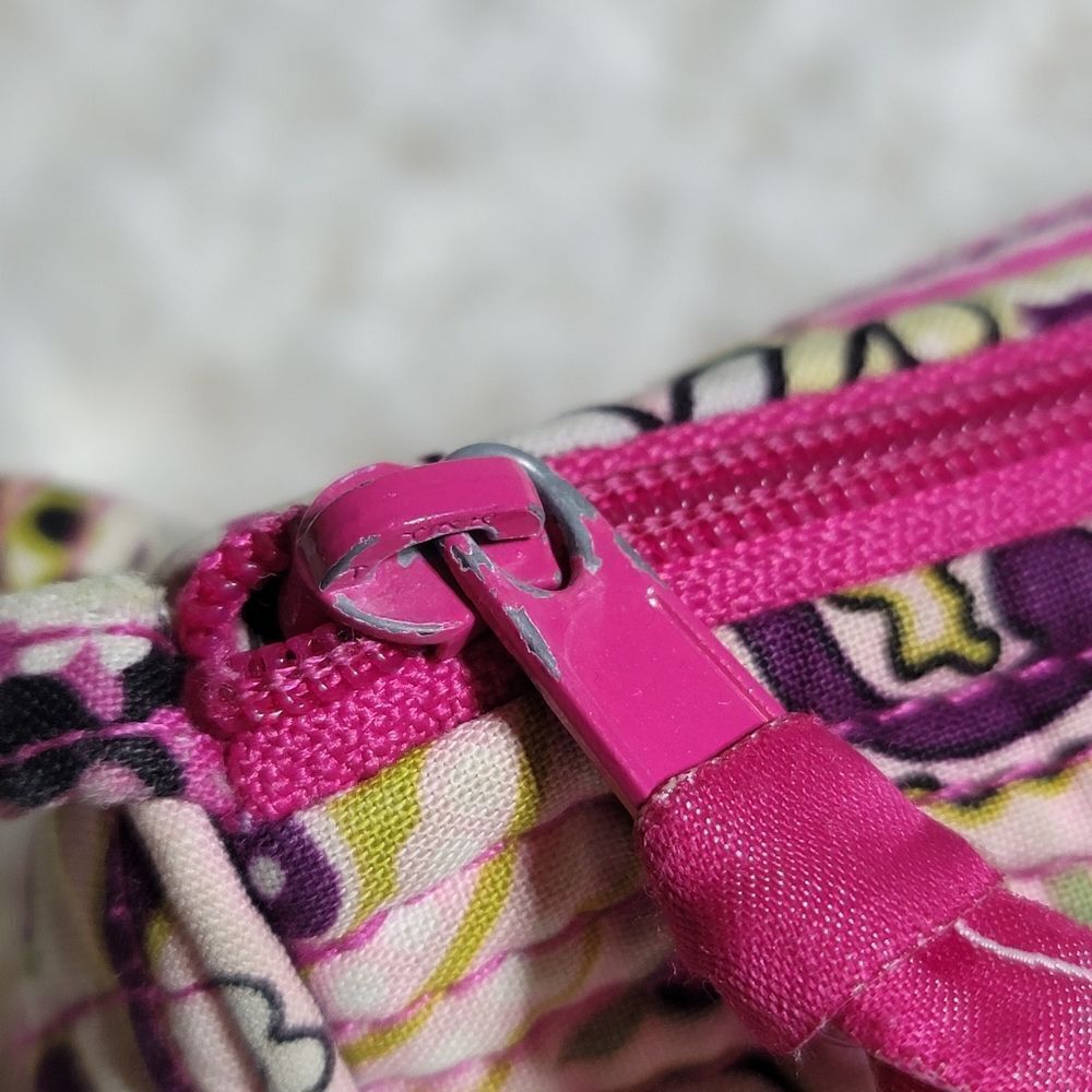 Vera Bradley Purse Very Berry Frannie Pink & Purple Paisley Quilted Shoulder Bag - Picture 7 of 7